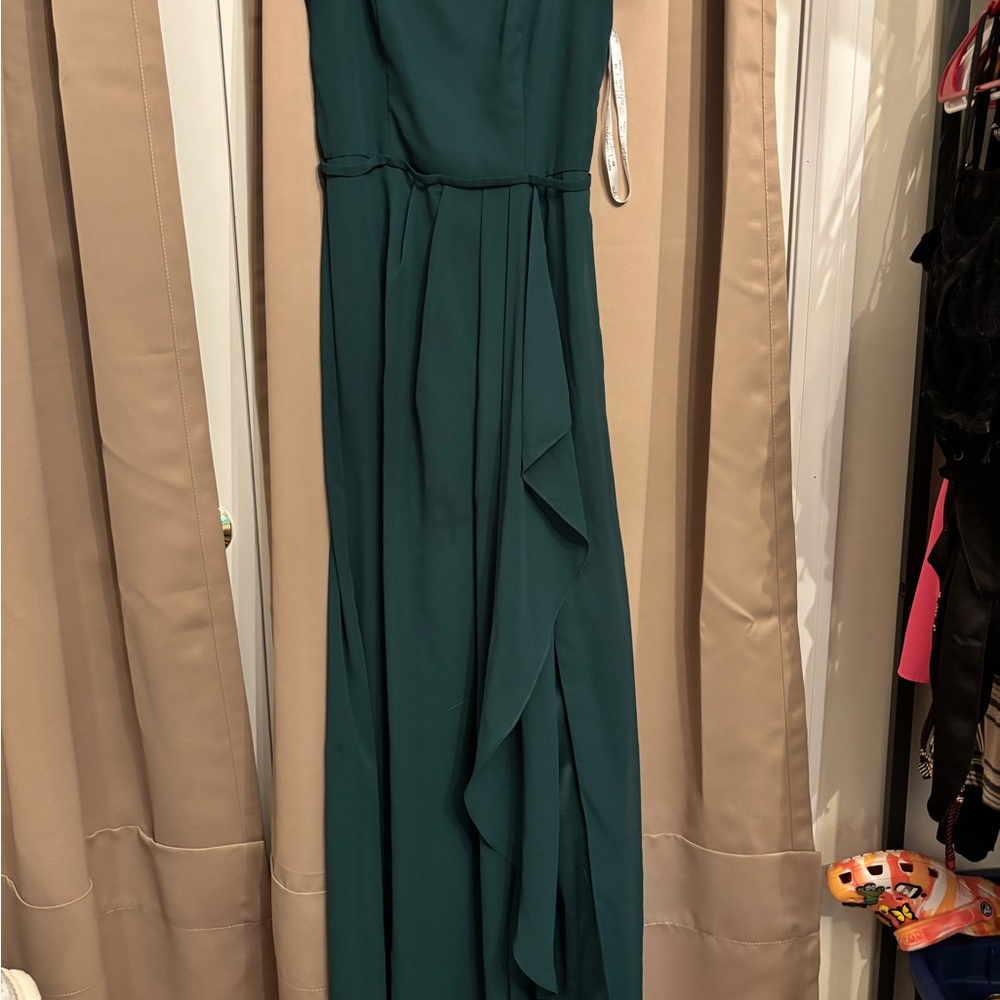 Elegant Teal Evening Gown